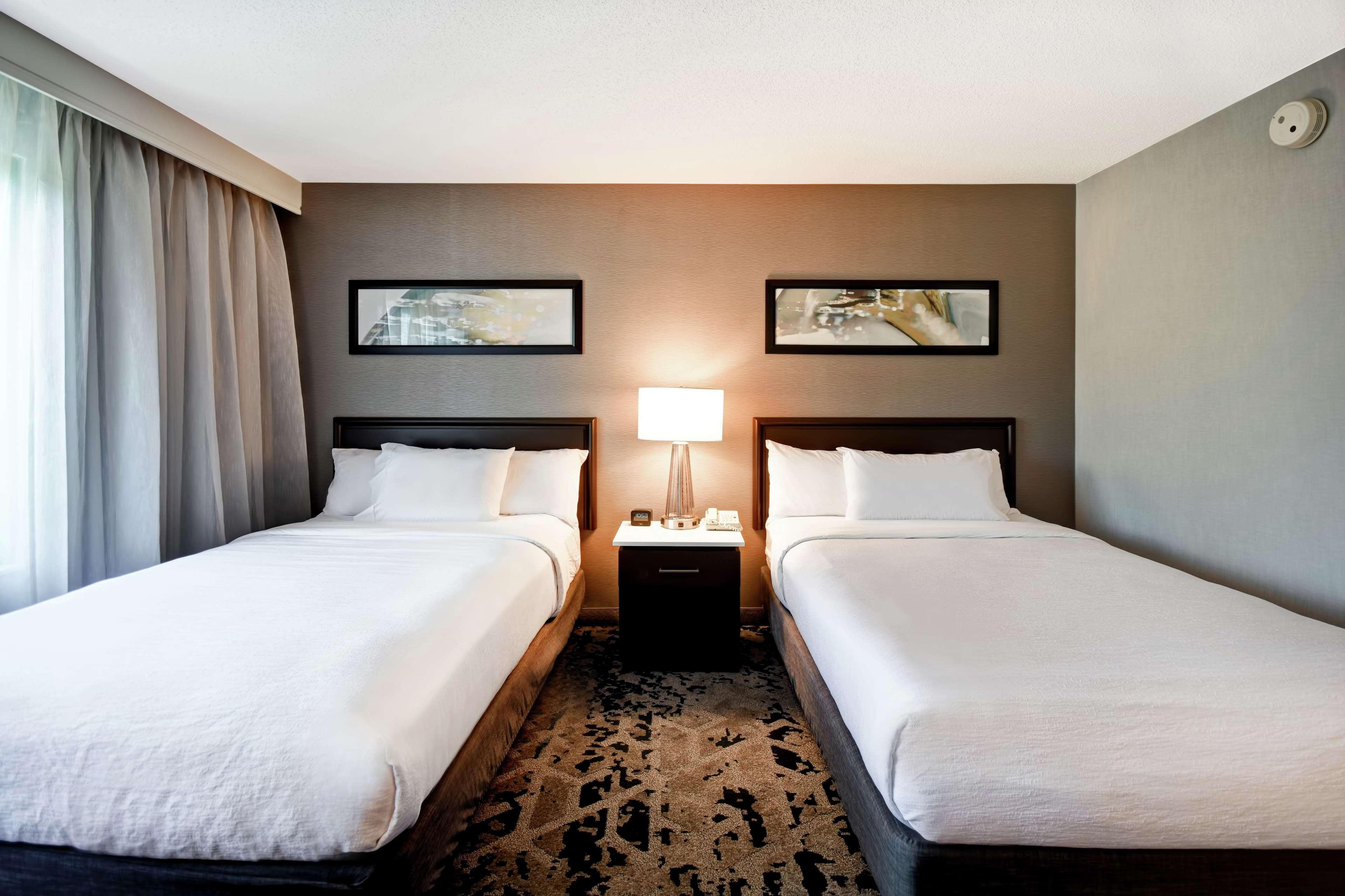 Embassy Suites By Hilton Raleigh Durham Research Triangle Кэри Экстерьер фото