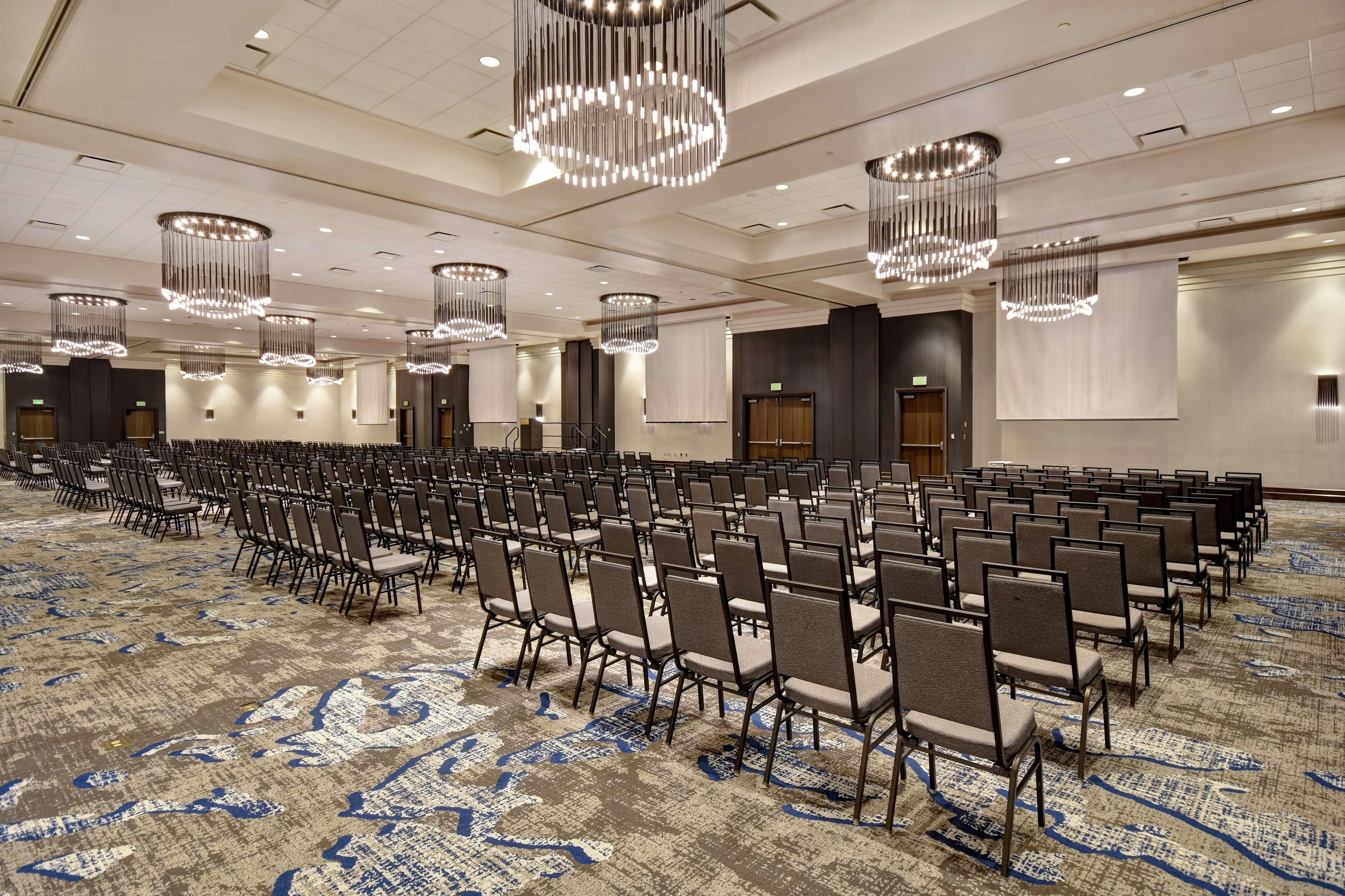 Embassy Suites By Hilton Raleigh Durham Research Triangle Кэри Экстерьер фото