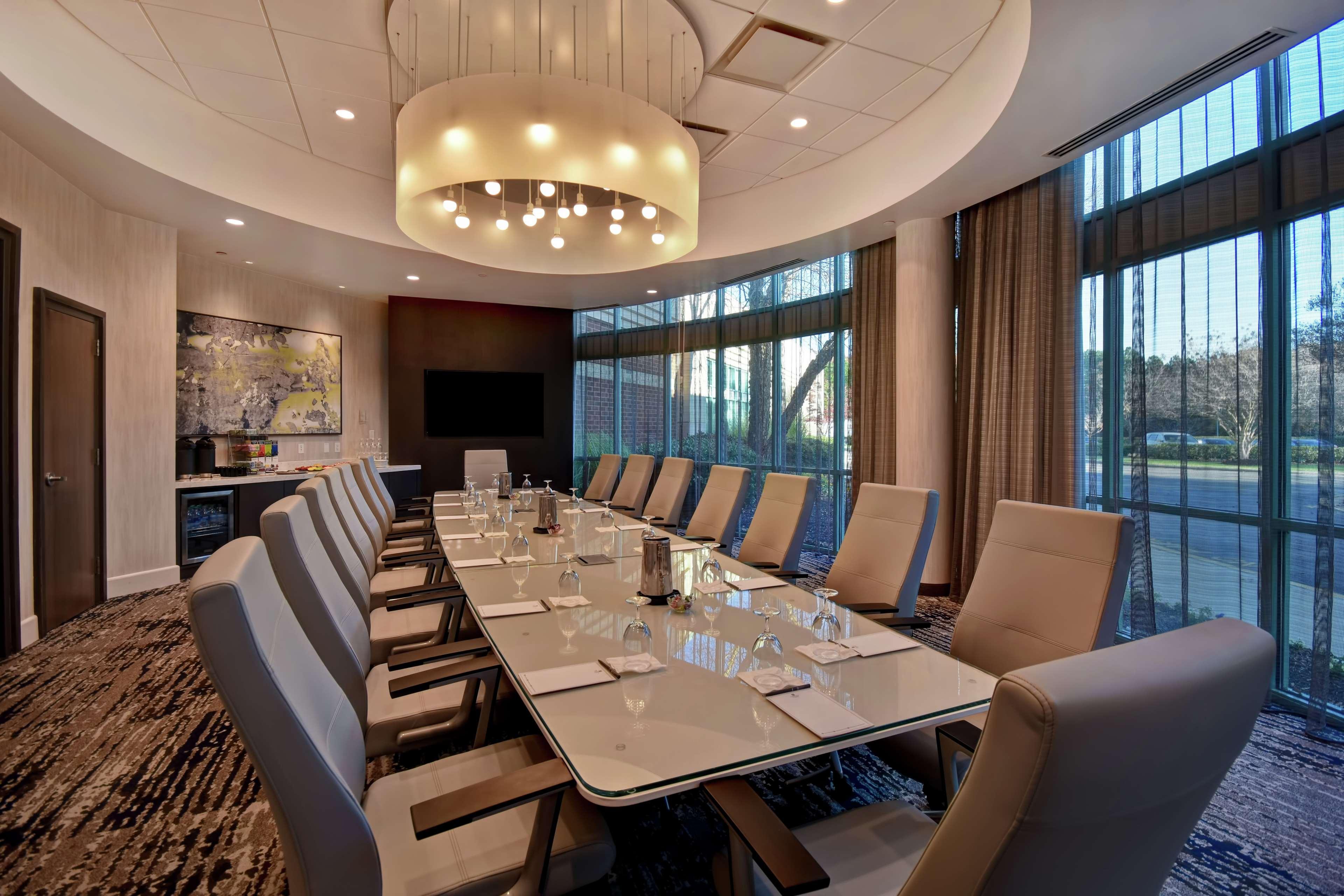 Embassy Suites By Hilton Raleigh Durham Research Triangle Кэри Экстерьер фото
