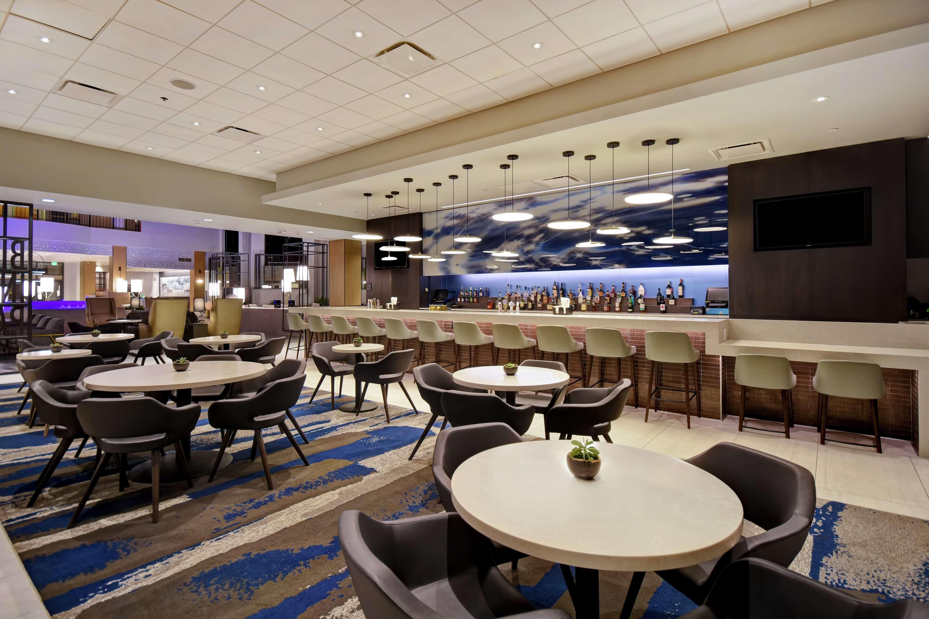 Embassy Suites By Hilton Raleigh Durham Research Triangle Кэри Экстерьер фото