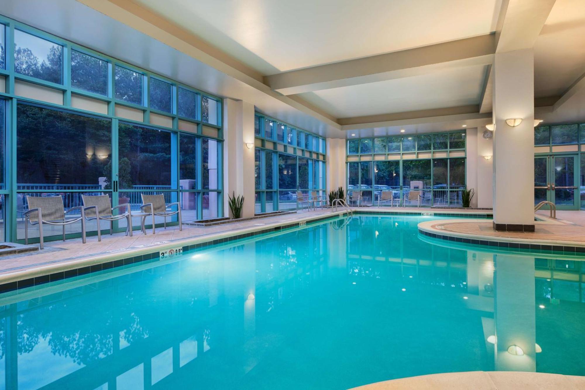 Embassy Suites By Hilton Raleigh Durham Research Triangle Кэри Экстерьер фото