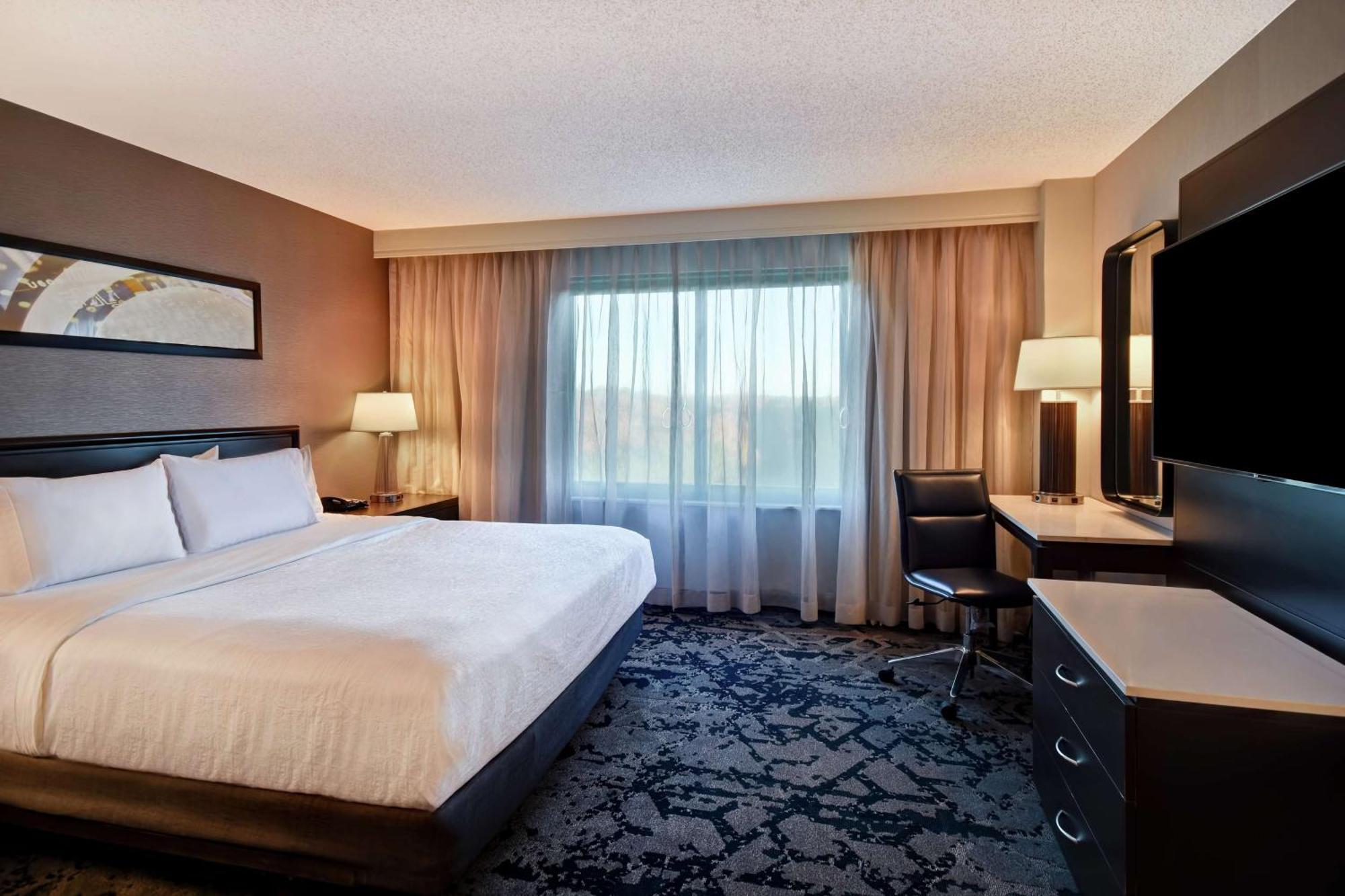 Embassy Suites By Hilton Raleigh Durham Research Triangle Кэри Экстерьер фото