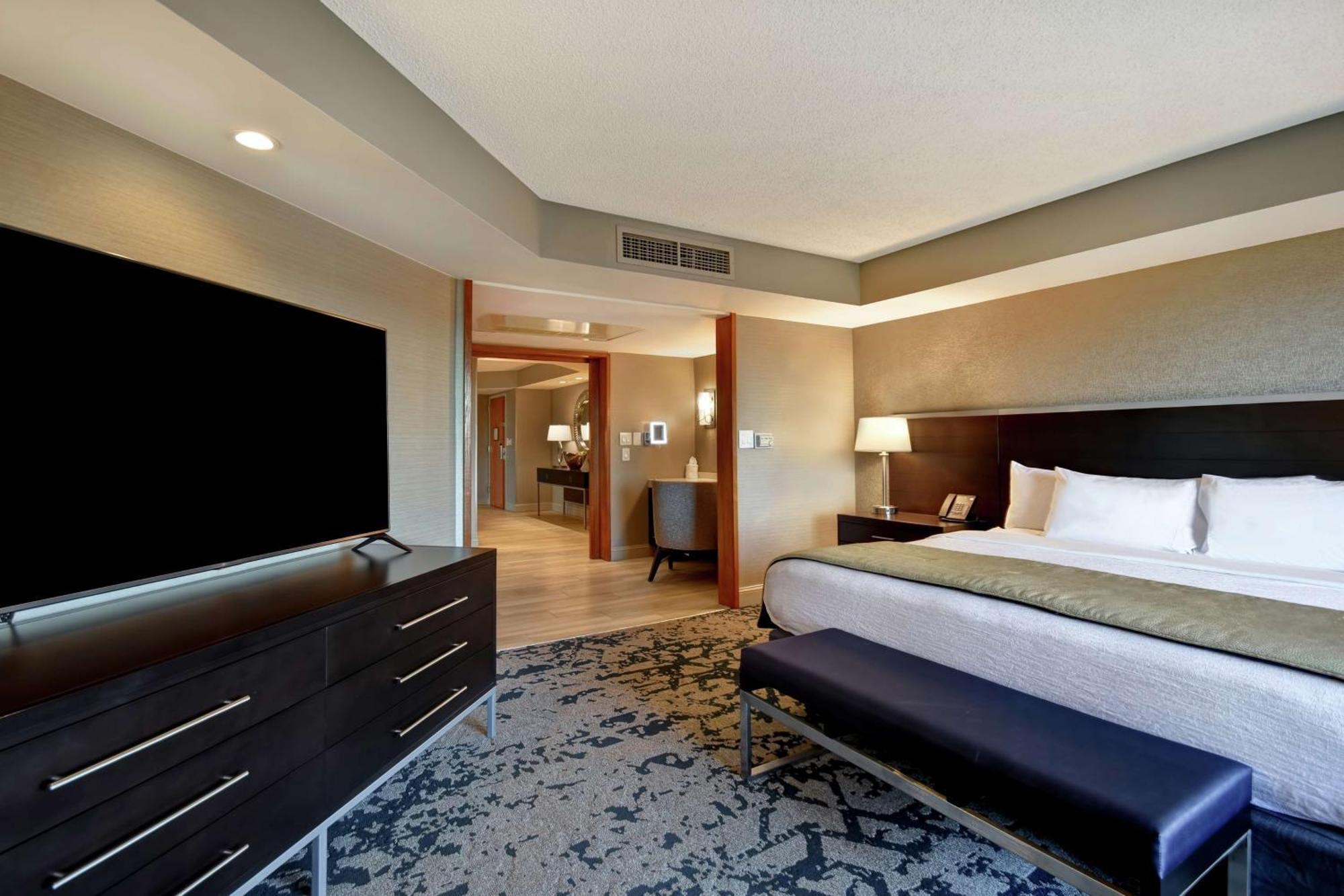 Embassy Suites By Hilton Raleigh Durham Research Triangle Кэри Экстерьер фото