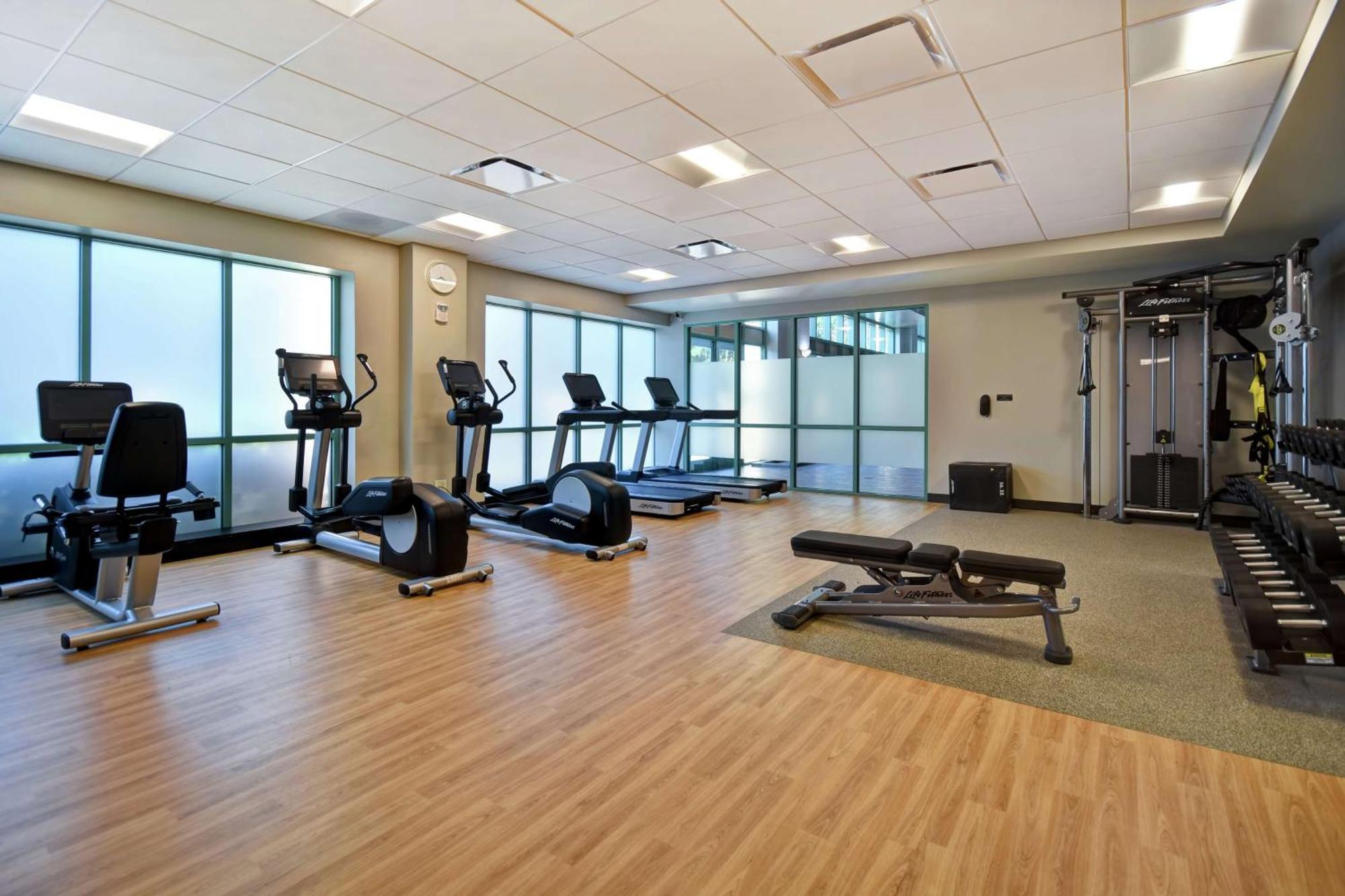 Embassy Suites By Hilton Raleigh Durham Research Triangle Кэри Экстерьер фото